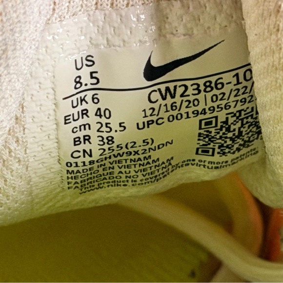 Nike Crater Impact - Summit White Women’s Size 8.5 Athletic Shoes - Picture 10 of 10